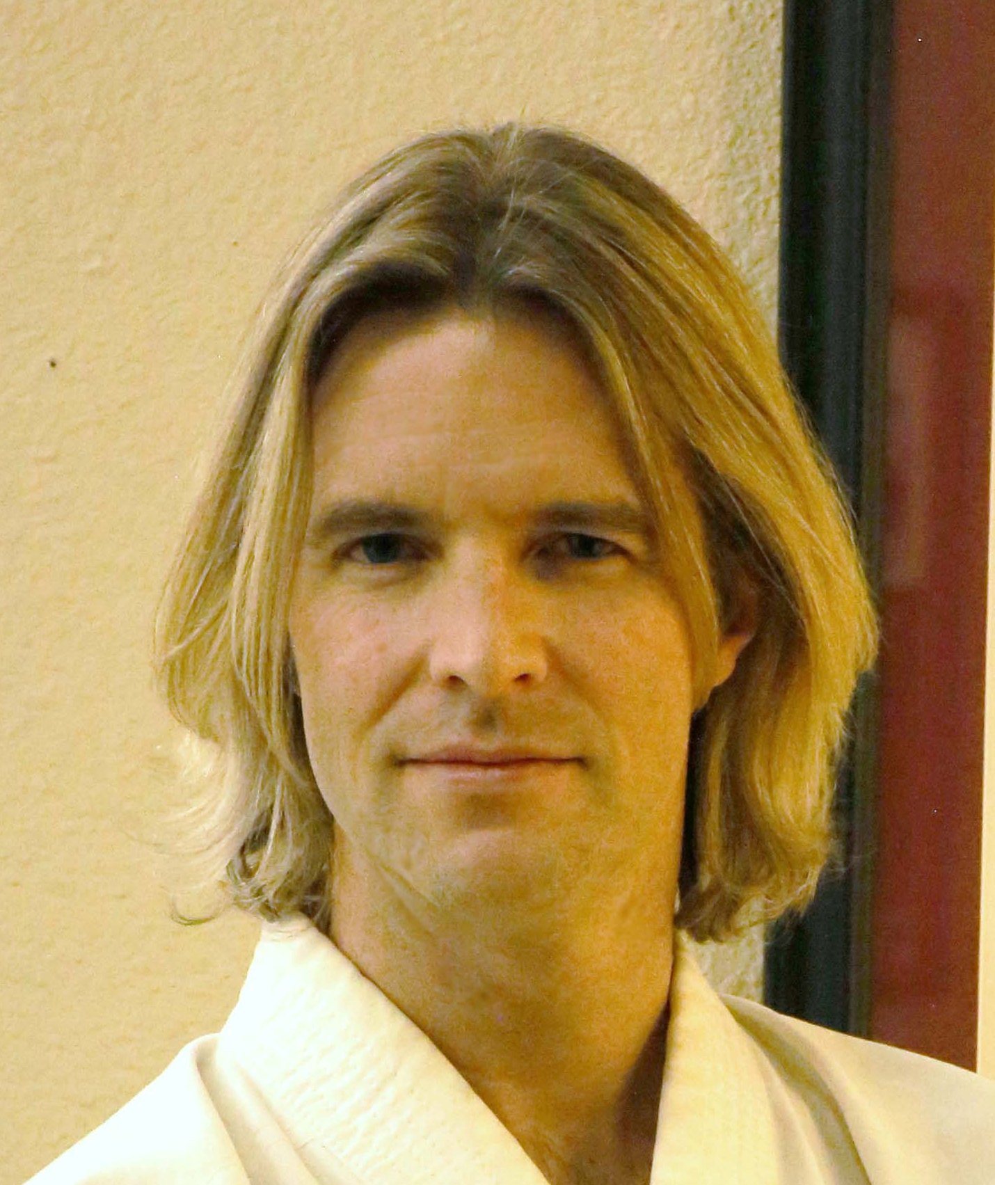 Discover the inspiring world of aikido training and thinking. Learn the principles and techniques of aikido and learn how this martial art can improve your self-defense skills